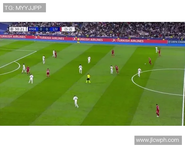 利物浦与皇马精彩对决回放全景解析及比赛亮点回顾