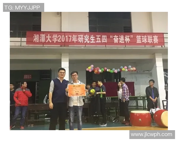 刘铮的奋斗历程与篮球梦想如何在赛场上绽放光芒与激情