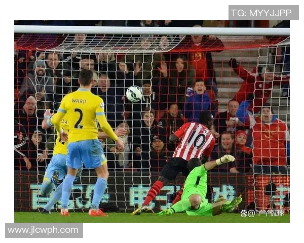 南安普敦主场迎战水晶宫双方争夺英超宝贵积分的激烈对决