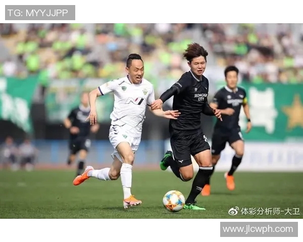 城南FC与光州FC激战正酣谁将赢得这场关键对决的胜利