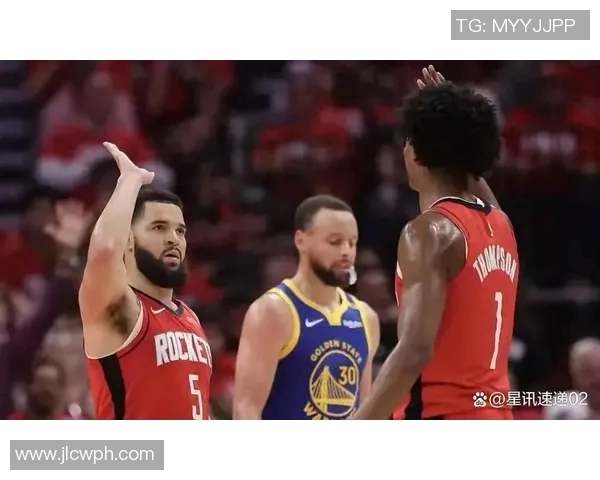 火箭与快船季后赛第六场激战回顾球员表现与战术分析