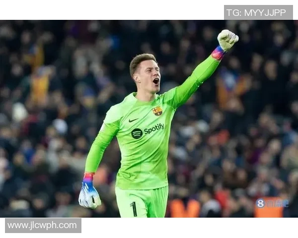 特尔施特根的守门之道:从青涩小将到世界顶级门将的蜕变历程 特尔施特根的守门之道:从青涩小将到世界顶级门将的蜕变历程