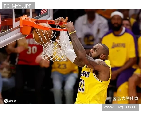 詹姆斯全能表现助湖人加时战胜勇士成功晋级季后赛