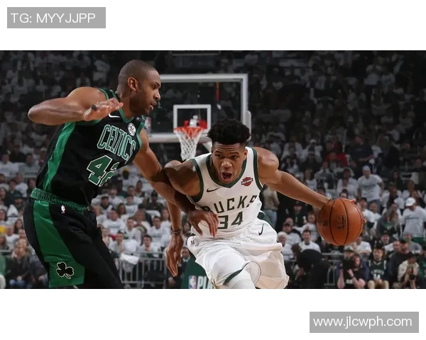 霍福德对决字母哥谁能在季后赛中笑到最后展现超级巨星风采 霍福德对决字母哥谁能在季后赛中笑到最后展现超级巨星风采