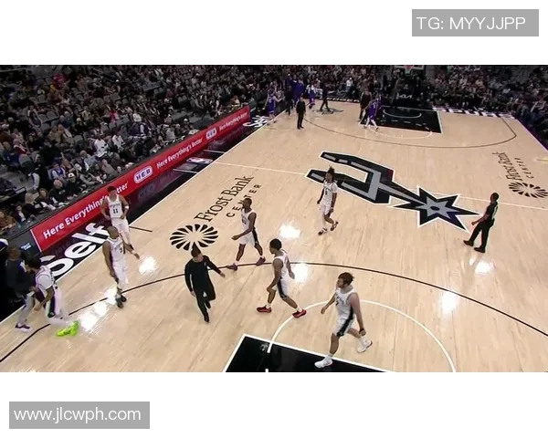 马刺与爵士激战正酣2月13日精彩对决回顾与分析