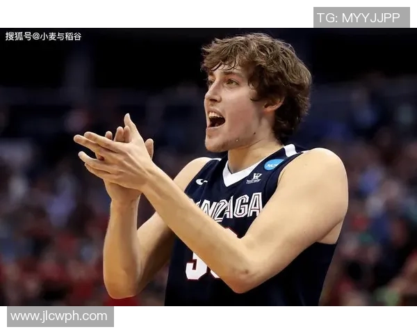 卢卡库重返巅峰之路解析他在国际赛场上的表现与未来展望