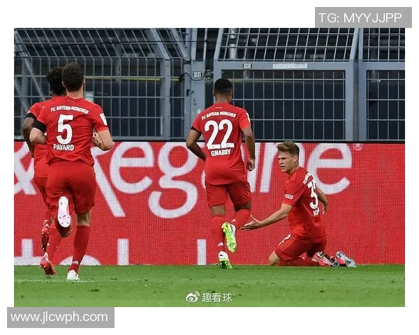 多特蒙德与拜仁慕尼黑精彩对决直播全程回顾与分析